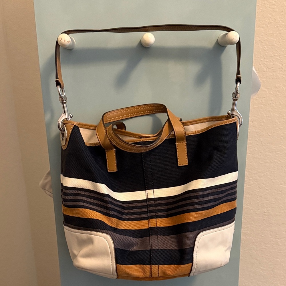 Coach Hadley canvas bucket bag